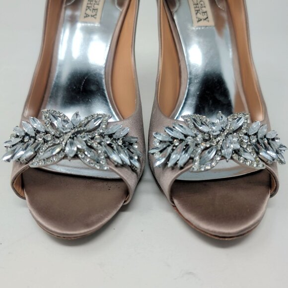 Badgley Mischka Satin Crystal Heels 8.5 Champagne Open Toe - Picture 3 of 10